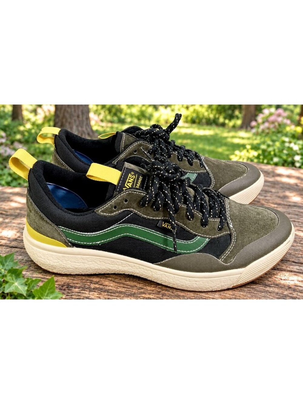 Vans  Men's Size 13 UltraRange Exo MTE Black Olive Skateboarding Sneakers
